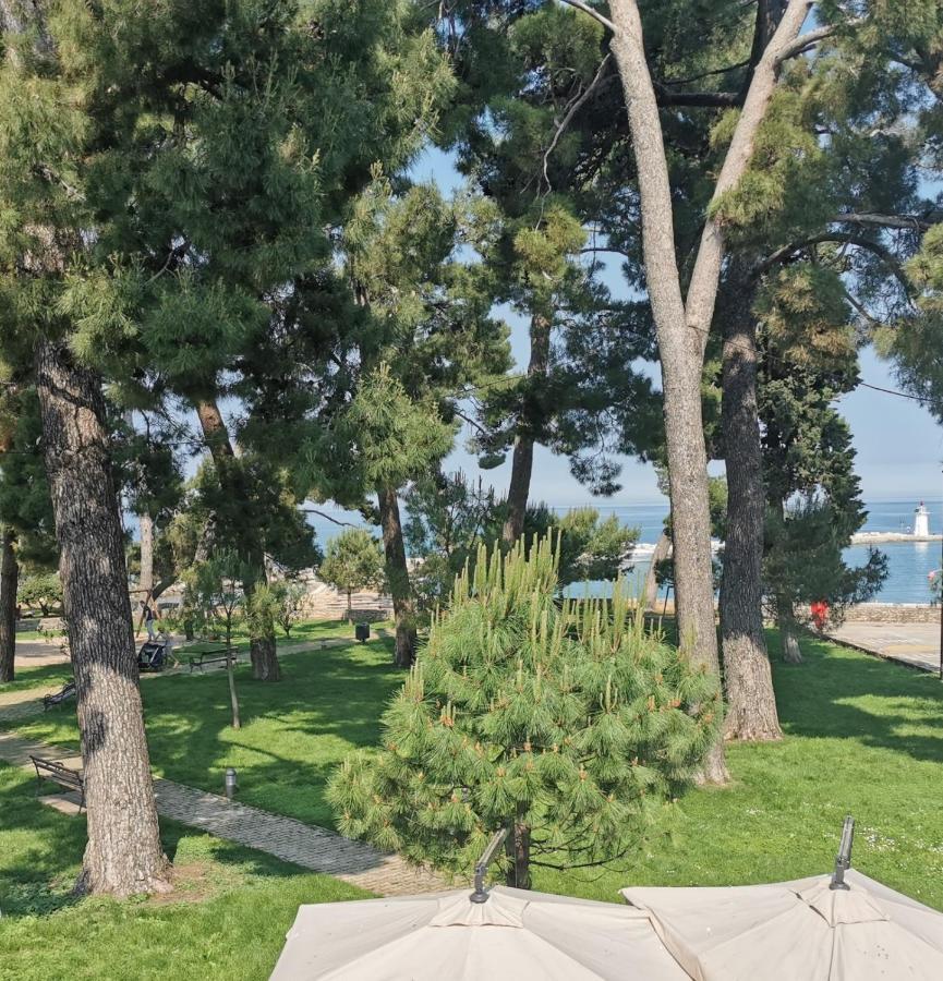 Emily Deluxe Superior 5 Star Studio Apartment, Your Piece Of Heaven With Sea & Park View Novigrad Istria Exterior foto
