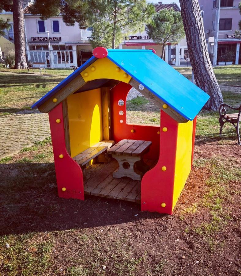 Emily Deluxe Superior 5 Star Studio Apartment, Your Piece Of Heaven With Sea & Park View Novigrad Istria Exterior foto